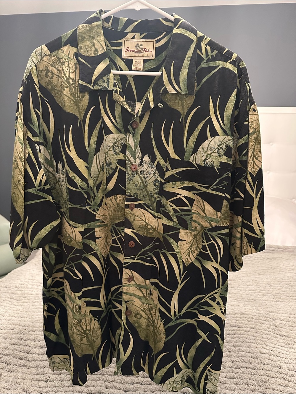 Seven Palm Brand Men’s XL 100% Silk Hawaiian Camp Shirt Black Green Tropical